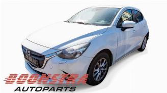 demontáž osobní automobily Mazda 2 2 (DJ/DL), Hatchback, 2014 1.5 SkyActiv-G 90 2014