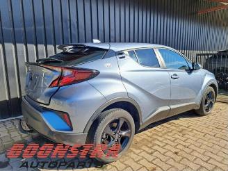 Toyota C-HR C-HR (X1,X5), SUV, 2016 1.8 16V Hybrid picture 4