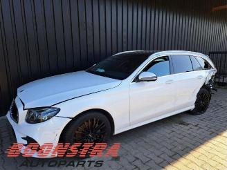 Damaged car Mercedes E-klasse E Estate (S213), Combi, 2016 / 2023 E-220d 2.0 Turbo 16V 4-Matic 2017/9