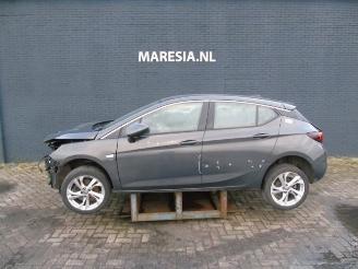 Salvage car Opel Astra Astra K, Hatchback 5-drs, 2015 / 2022 1.6 CDTI 110 16V 2015/11