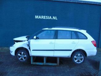 Vrakbiler auto Skoda Fabia Fabia II Combi, Combi 5-drs, 2007 / 2015 1.2 TDI 12V Greenline 2011/6