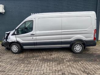 Vrakbiler auto Ford Transit Transit, Bus, 2013 2.0 TDCi 16V Eco Blue 130 2017/5