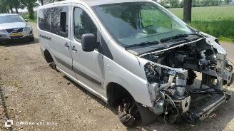 krockskadad bil auto Citroën Jumpy 1.6 hdi 2013/1