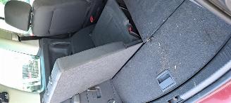 Volkswagen Touran 1.9 tdi picture 6