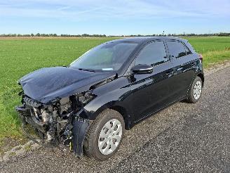Vrakbiler auto Hyundai I-20 1.0 turbo GDI 2017/5