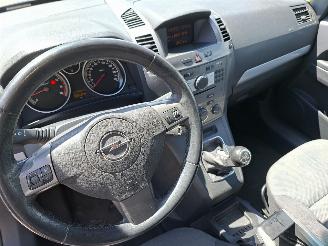 Opel Zafira B 1.8 16V picture 6