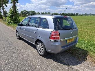Opel Zafira B 1.8 16V picture 3