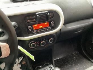 Renault Twingo Twingo III (AH), Hatchback 5-drs, 2014 1.0 SCe 70 12V picture 12