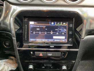 Suzuki Vitara Vitara (LY/MY), SUV, 2015 1.5 16V Dualjet Hybrid picture 11