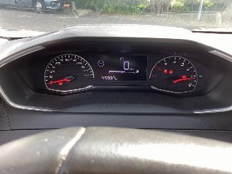 Peugeot 208 1.2 Pure Tech Active picture 11