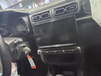 Citroën C3 C3 (SX/SW), Hatchback, 2016 1.2 12V e-THP PureTech 110 picture 2