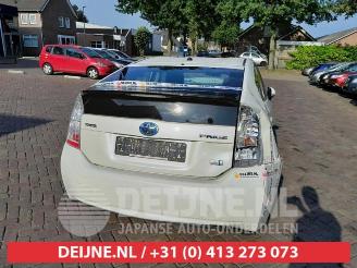 Toyota Prius Prius (ZVW3), Hatchback, 2009 / 2016 1.8 16V picture 6