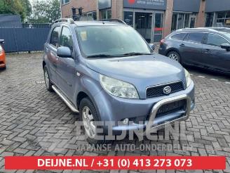 Uttjänta bilar auto Daihatsu Terios Terios (J2), Terreinwagen, 2005 1.5 16V DVVT 4x2 Euro 4 2006/9