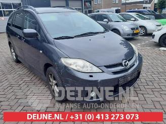 begagnad bil bedrijf Mazda 5 5 (CR19), MPV, 2004 / 2010 2.0i 16V 2005/7