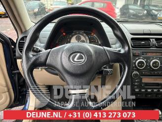 Lexus IS IS (E1), Sedan, 1999 / 2005 200 2.0 24V picture 16