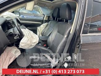 Mitsubishi Outlander Outlander (GF/GG), SUV, 2012 / 2022 2.0 16V PHEV 4x4 picture 31