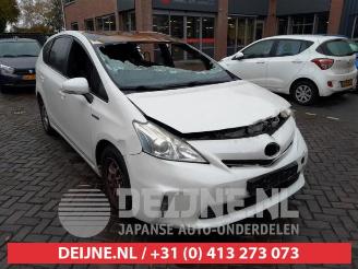 Vrakbiler auto Toyota Prius Plus Prius Plus (ZVW4), MPV, 2011 1.8 Hybrid 16V 2012/7