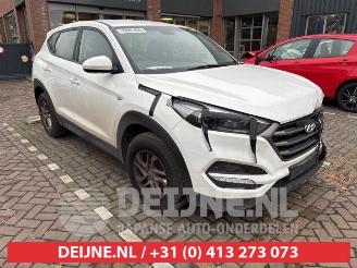 Uttjänta bilar auto Hyundai Tucson Tucson (TL), SUV, 2015 1.7 CRDi 16V 2WD 2018/1