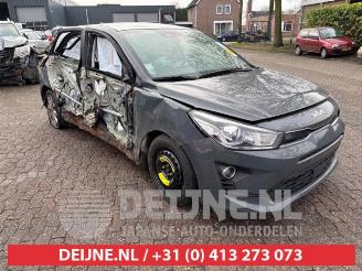 Démontage voiture Kia Rio Rio IV (YB), Hatchback, 2017 1.0i T-GDi 100 12V 2021/10