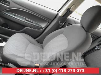 Mitsubishi Space-star Space Star (A0), Hatchback, 2012 1.0 12V picture 15