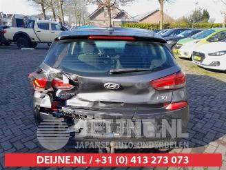 Hyundai I-30 i30 (PDEB5/PDEBB/PDEBD/PDEBE), Hatchback, 2016 1.0 T-GDI 12V picture 6