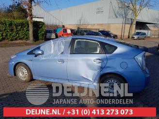 Toyota Prius Prius (ZVW3), Hatchback, 2009 / 2016 1.8 16V Plug-in picture 4