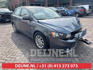 Vrakbiler auto Mitsubishi Lancer Lancer Sportback (CX), Hatchback, 2008 1.6 MIVEC 16V 2010/11