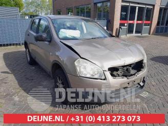 Coche siniestrado Nissan Qashqai Qashqai (J10), SUV, 2007 / 2014 1.6 16V 2008/4
