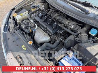 Nissan Primera Primera Wagon (W12), Combi, 2002 / 2007 2.0 16V picture 26