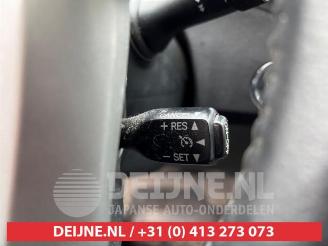 Toyota Prius Prius (ZVW3), Hatchback, 2009 / 2016 1.8 16V picture 14