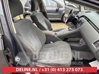 Toyota Prius Prius (ZVW3), Hatchback, 2009 / 2016 1.8 16V picture 28