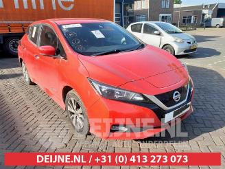 Vrakbiler auto Nissan Leaf Leaf (ZE1), Hatchback, 2017 39/40kWh 2019/7