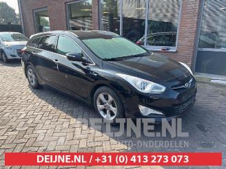 Coche siniestrado Hyundai I-40 i40 CW (VFC), Combi, 2011 / 2019 1.6 GDI 16V 2012/6