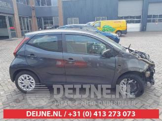 Toyota Aygo Aygo (B40), Hatchback, 2014 1.0 12V VVT-i picture 8