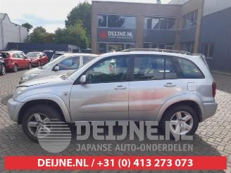 Toyota Rav-4 RAV4 (A2), Terreinwagen, 2000 / 2005 2.0 16V VVT-i 4x4 picture 4