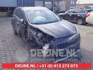 Uttjänta bilar auto Kia Sportage Sportage (QL), Terreinwagen, 2015 / 2022 1.6 T-GDI 16V 4x4 2016/8