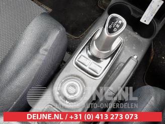 Mitsubishi Outlander Outlander (GF/GG), SUV, 2012 / 2022 2.0 16V PHEV 4x4 picture 21