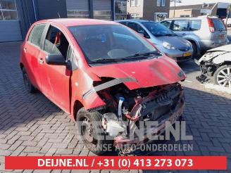 Toyota Yaris Yaris II (P9), Hatchback, 2005 / 2014 1.0 12V VVT-i picture 1