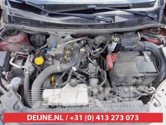 Nissan Pulsar Pulsar (C13), Hatchback, 2013 1.2 DIG-T 16V picture 16
