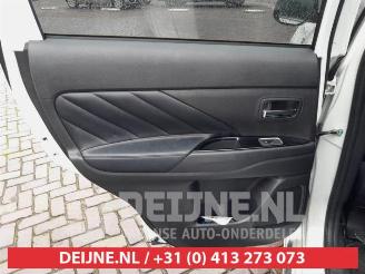 Mitsubishi Outlander  picture 13