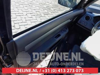 Suzuki Swift Swift (ZA/ZC/ZD1/2/3/9), Hatchback, 2005 / 2011 1.5 VVT 16V picture 14