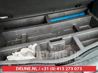 Subaru Trezia Trezia, MPV, 2011 1.33 16V Dual VVT-I picture 14