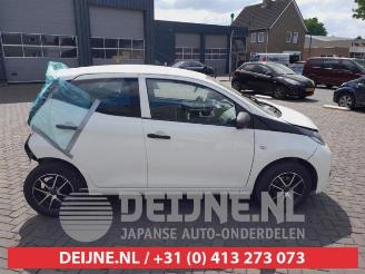 Toyota Aygo Aygo (B40), Hatchback, 2014 1.0 12V VVT-i picture 8