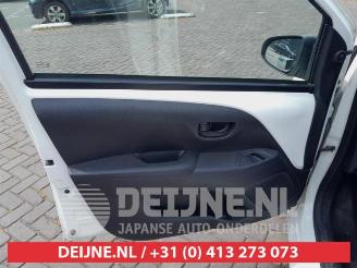 Toyota Aygo Aygo (B40), Hatchback, 2014 1.0 12V VVT-i picture 11