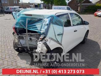 Toyota Aygo Aygo (B40), Hatchback, 2014 1.0 12V VVT-i picture 7