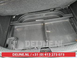 Mazda 3 3 Sport (BK), Hatchback, 2003 / 2009 1.6i 16V picture 17