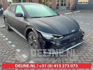 Vrakbiler auto Kia EV6 EV6 (CV), Hatchback, 2021 58/63 kWh RWD 2023/11