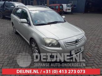 Vrakbiler auto Toyota Avensis Avensis Wagon (T25/B1E), Combi, 2003 / 2008 2.0 16V D-4D-F 2008/5