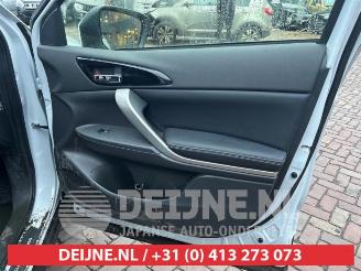 Mitsubishi Eclipse Cross Eclipse Cross (GK/GL), SUV, 2017 2.4 16V PHEV 4x4 picture 29