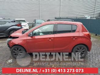 Hyundai I-20 i20, Hatchback, 2008 / 2015 1.1 CRDi VGT 12V picture 4